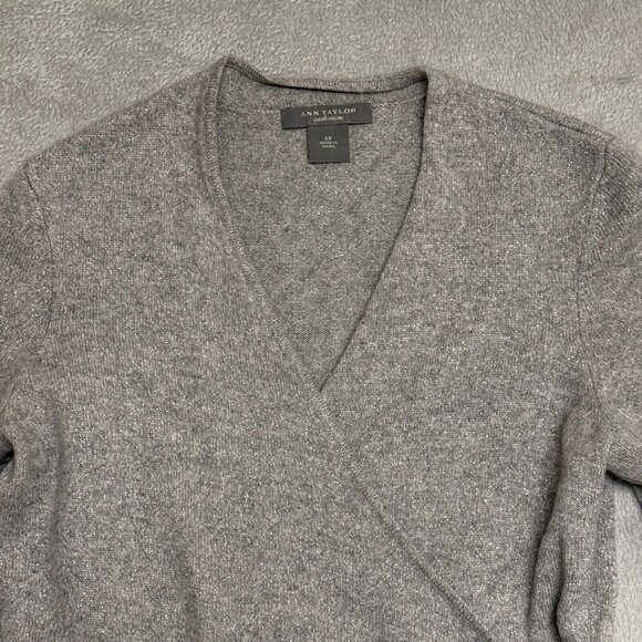 Ann Taylor Cashmere Blend Faux Wrap Sweater Gray Metallic – Size SP - Picture 2 of 9